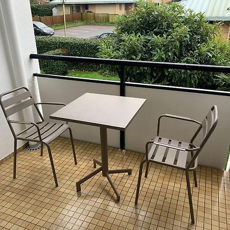Vannes Plage Et Port - T2 Cosy Avec Terrasse Et Parking Exterior foto